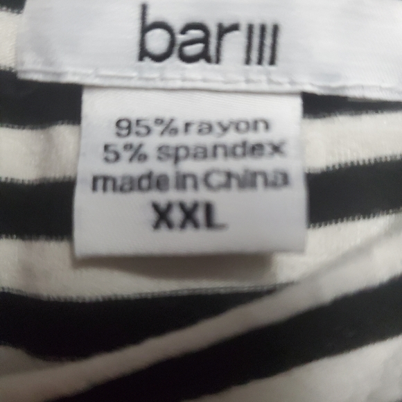 BAR III DRESS - Picture 6 of 6